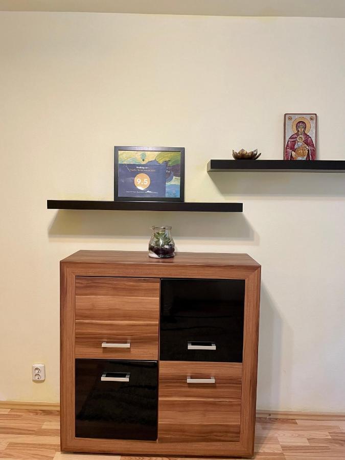 Cozy And Clean Apartment, Near National Arena Bucarest Extérieur photo